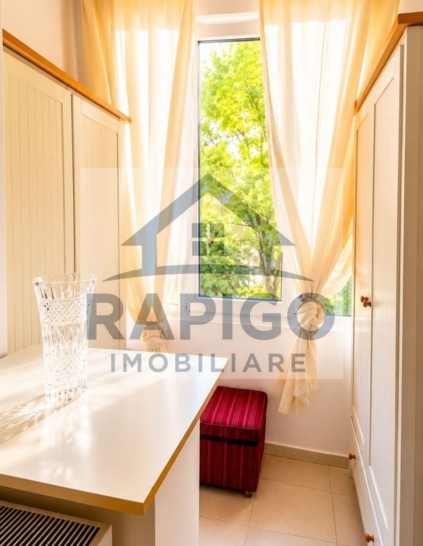 Apartament cochet cu 2 camere, situat la etajul 1 (Zona Dacia)