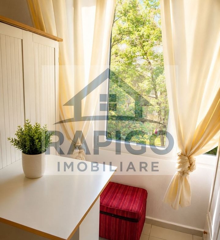 Apartament cochet cu 2 camere, situat la etajul 1 (Zona Dacia)