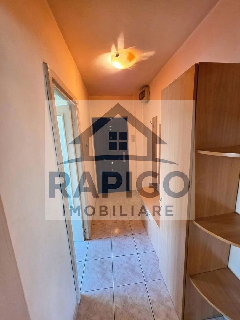 anBn-2740 Vand apartament cu 2 camere decomandat in Calea Lipovei