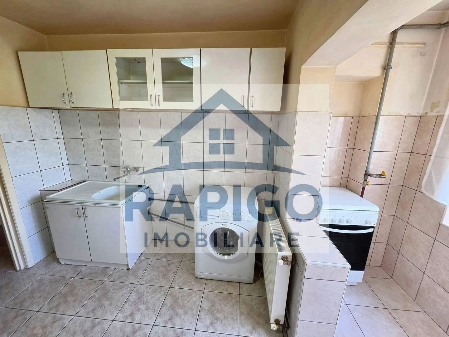 anBn-2743 Vand apartament cu 2 camere decomandat in Calea Lipovei