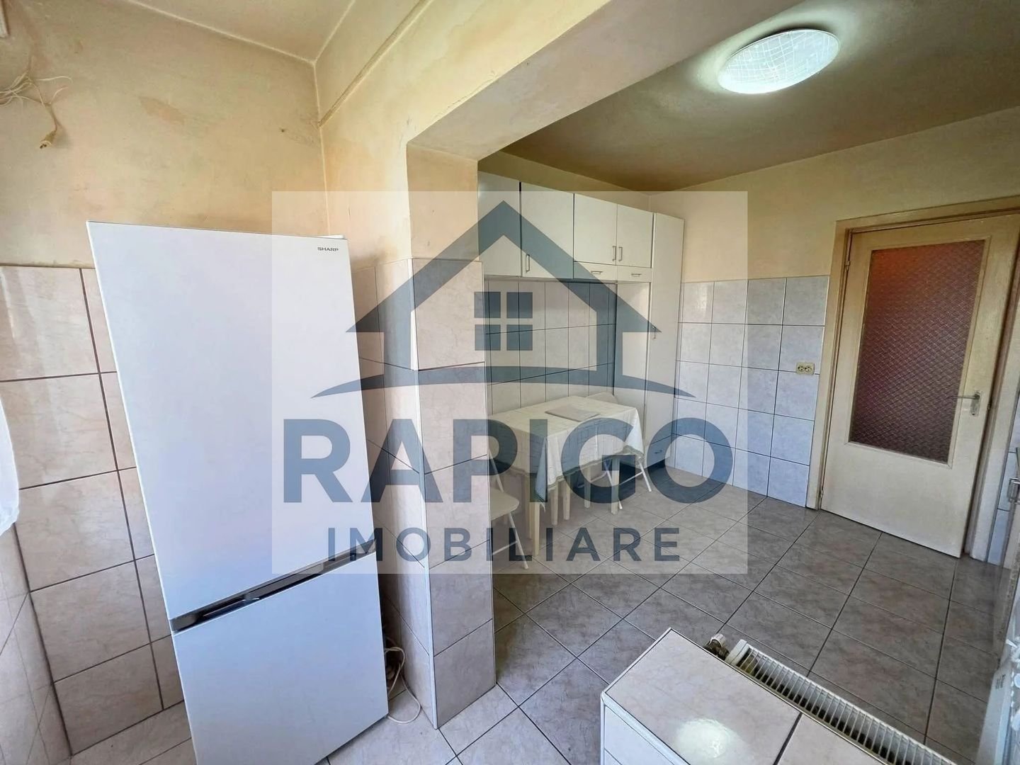 anBn-2747 Vand apartament cu 2 camere decomandat in Calea Lipovei