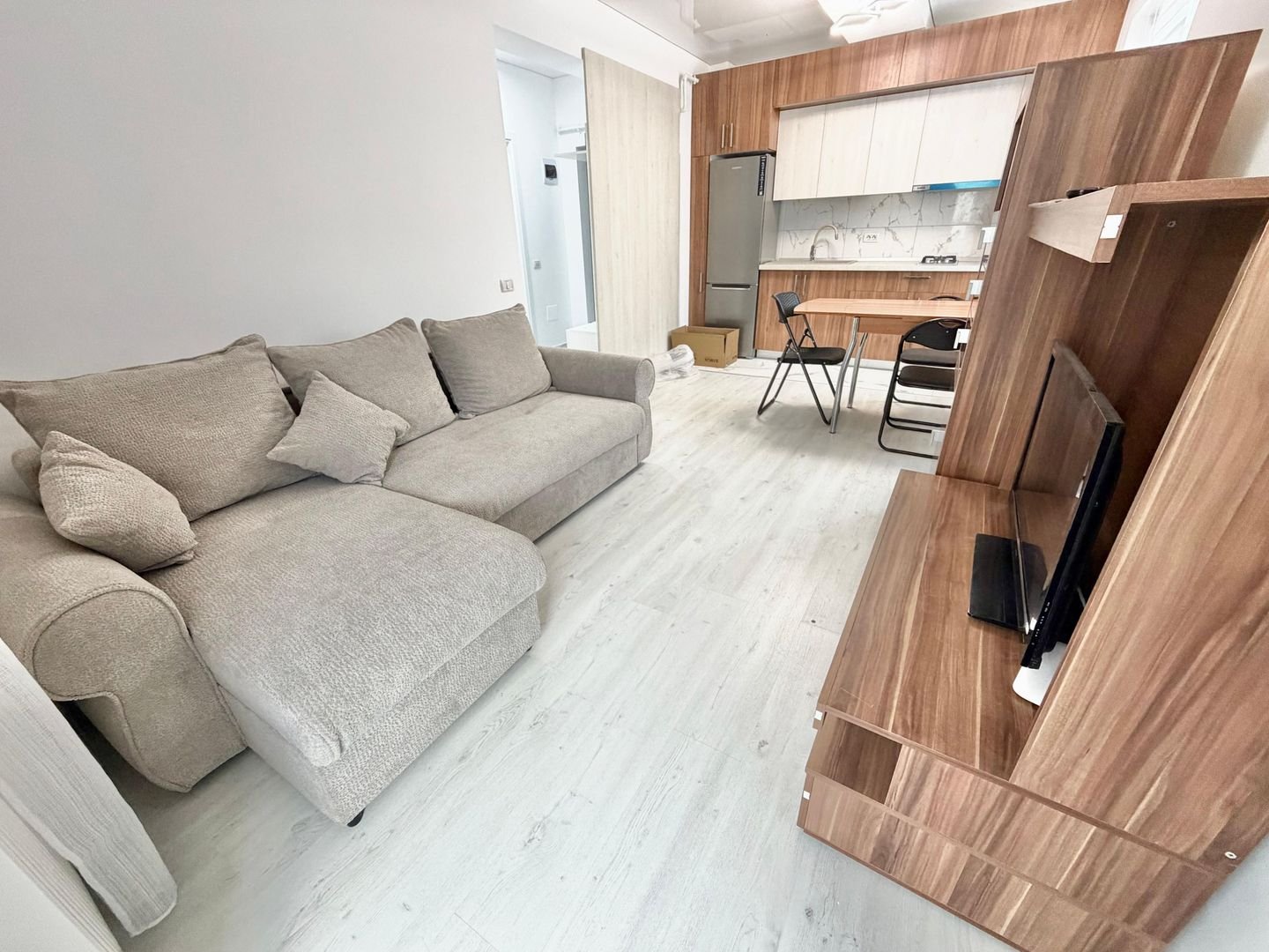 anBn-2917 Apartament 2 camere LUX – Militari,Residence