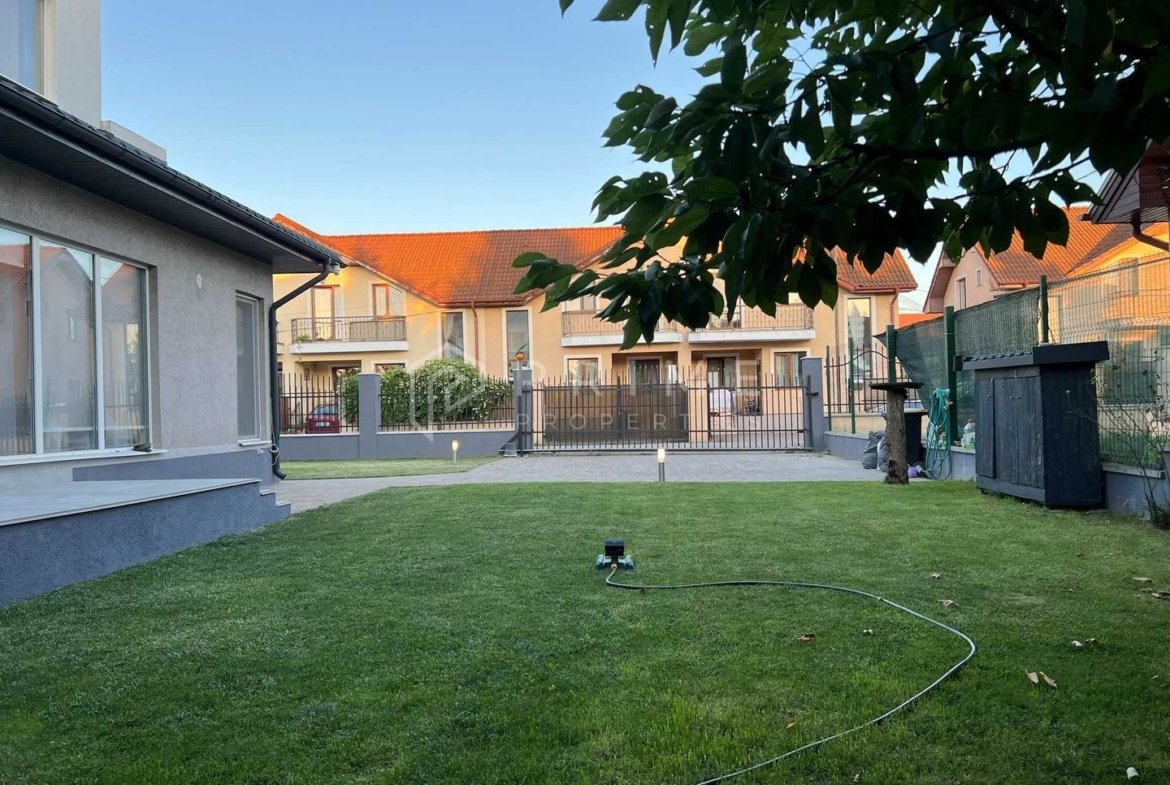 DE VÂNZARE: Casă Modernă „La Cheie” (175 mp) | 7 Noiembrie