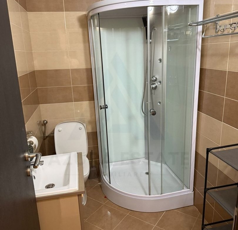 Apartament modern 50 mp utili etaj 2 lift si parcare privata Terezian