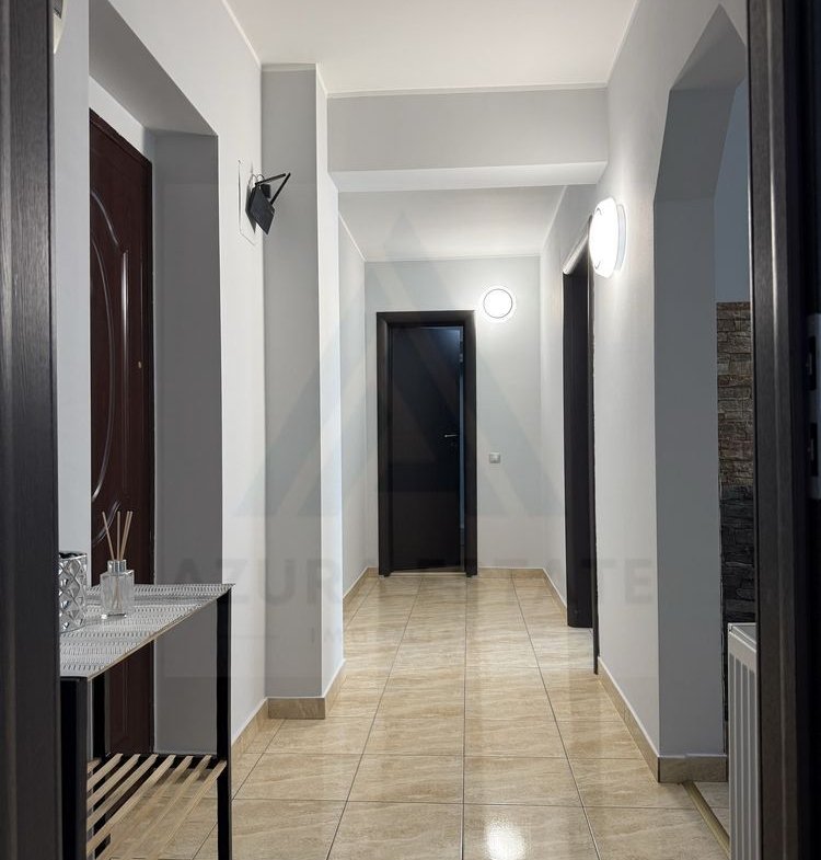 Apartament modern 50 mp utili etaj 2 lift si parcare privata Terezian