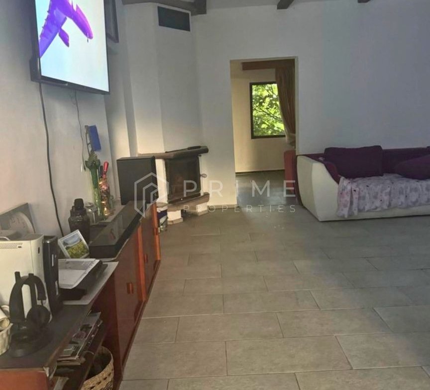 DE ÎNCHIRIAT: Casă Spațioasă cu 4 Camere + Mansardă | Valea Iubirii