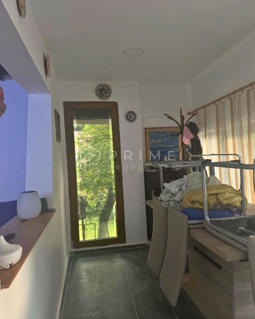 anBn-3047 DE ÎNCHIRIAT: Casă Spațioasă cu 4 Camere + Mansardă | Valea Iubirii