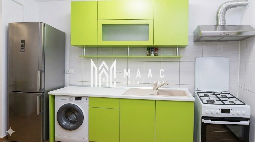 Apartament 3 camere | Etaj 1 |  Balcon  | Parcare | 60 MPU | Strand