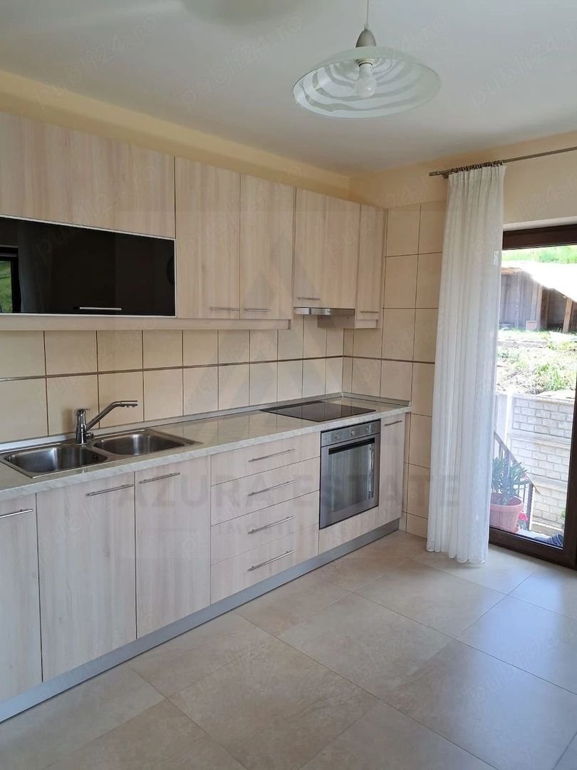 anBn-3119 Casă individuală 5 camere cu garaj curte si gradină Șura Mare