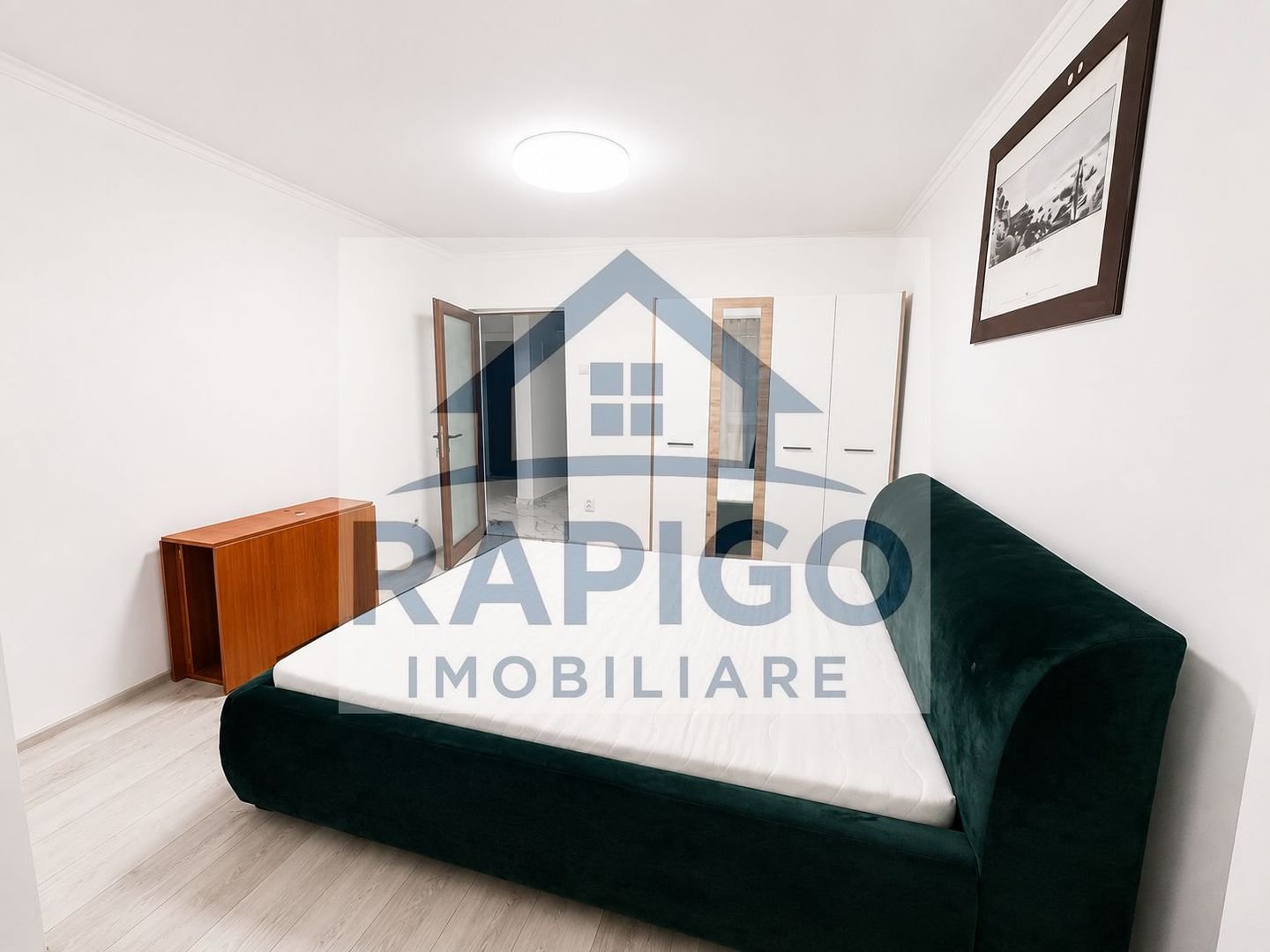 anBn-3447 Apartament spațios 3 cam, complet renovat, mobilat – disponibil 01.07.