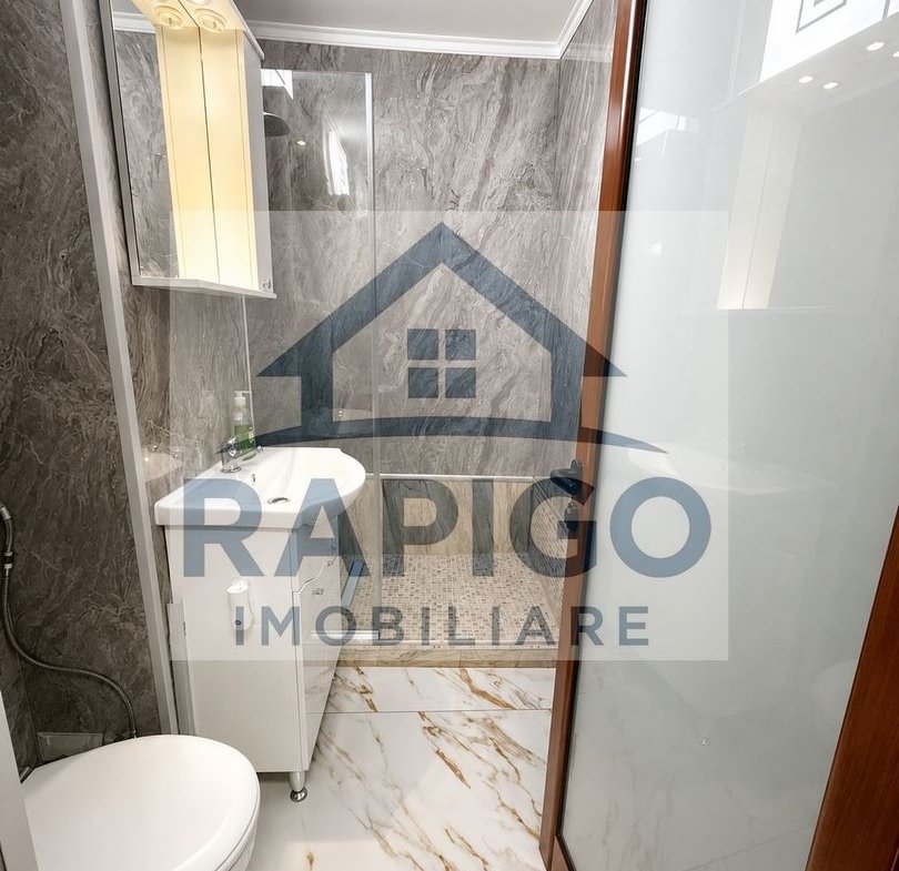 Apartament spațios 3 cam, complet renovat, mobilat – disponibil 01.07.