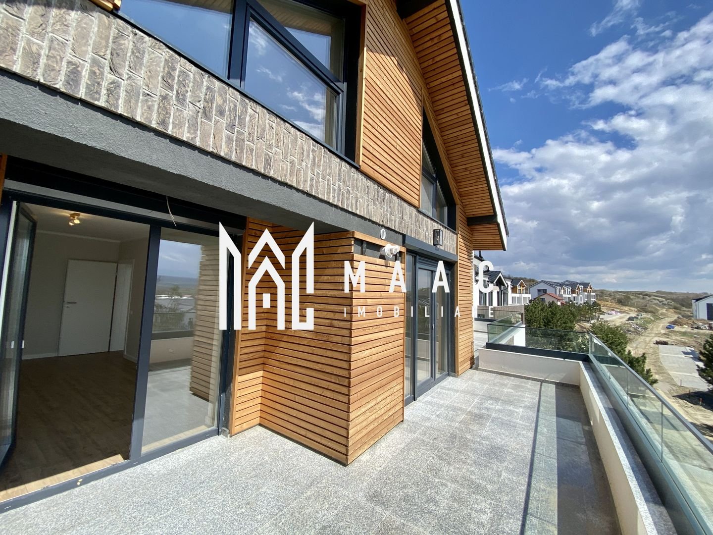 anBn-3585 Apartament 4 camere | 133 MP | Parcare | Cartier rezidential