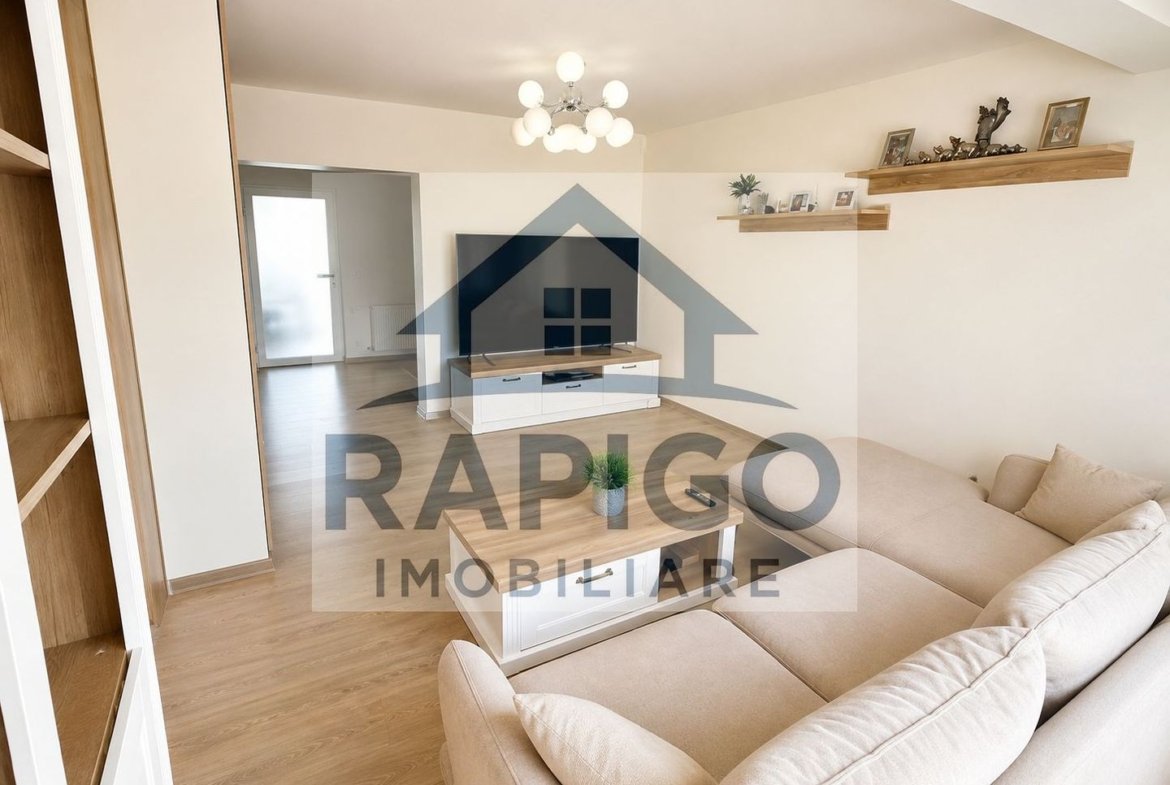 Duplex Spațios cu 3 Dormitoare și Curte Amenajată |