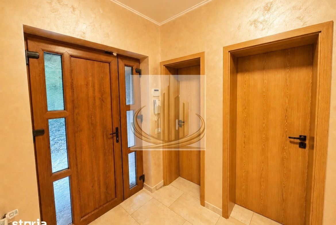 Duplex complet renovat | 154 mp | Panouri fotovoltaice | Dumbravita