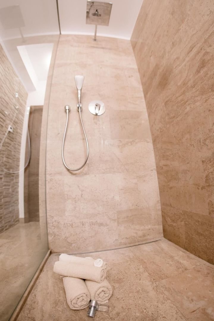 anBn-3911 Universitate apartament 5 camere 220 mp de inchiriat