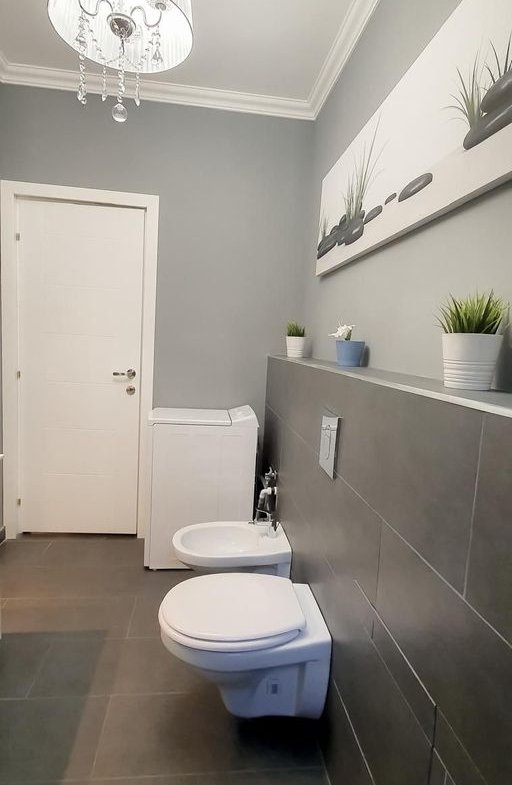 Universitate apartament 5 camere 220 mp de inchiriat