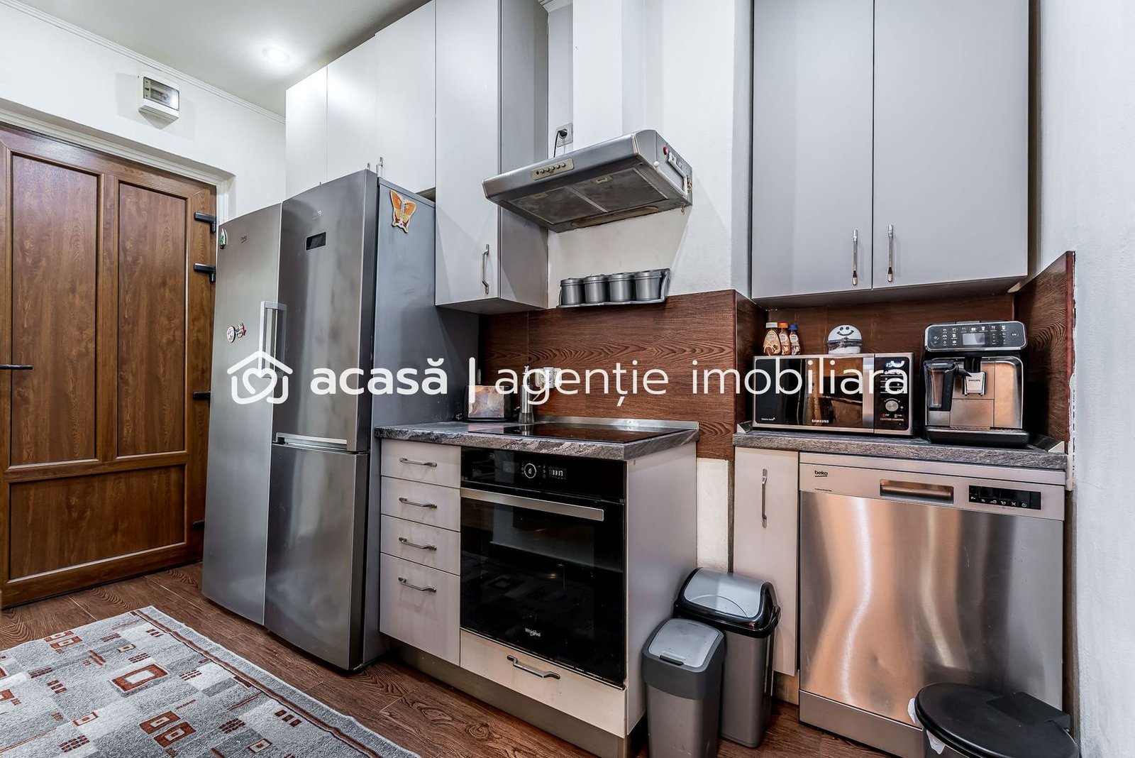 anBn-3950 Apartament în centru cu acces auto și garaj propriu
