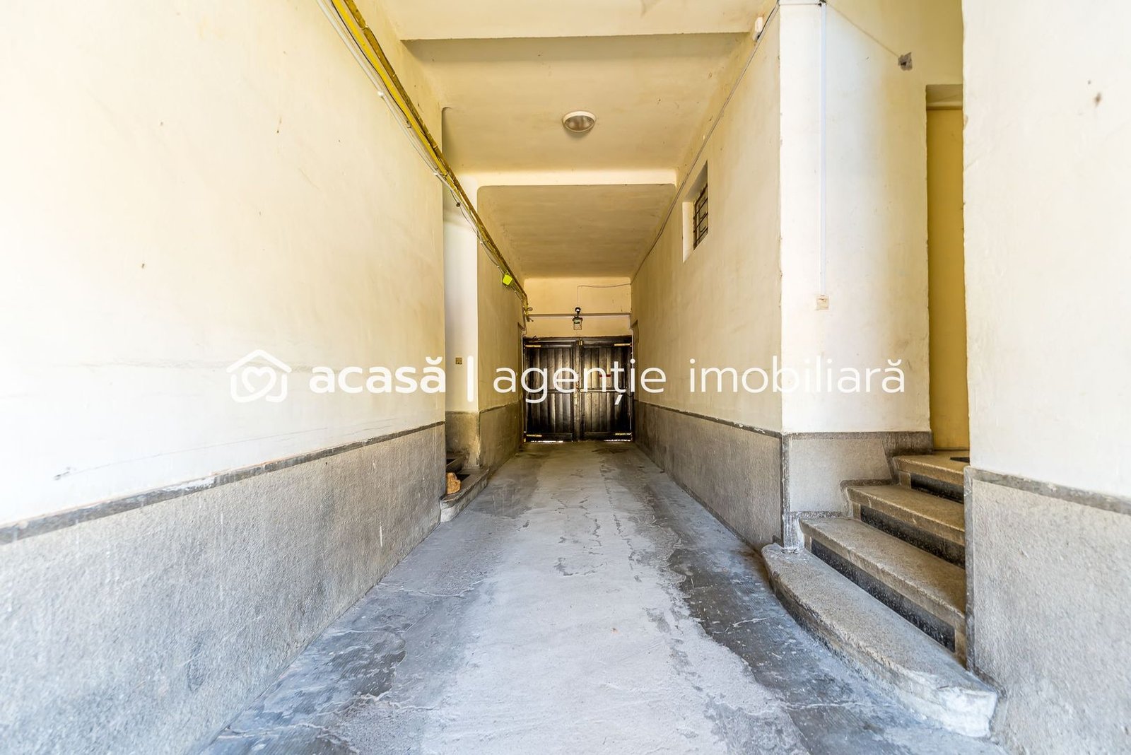 anBn-3952 Apartament în centru cu acces auto și garaj propriu