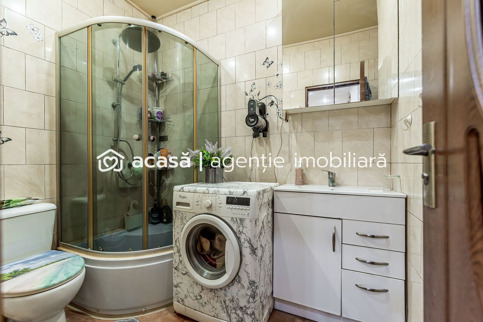 anBn-3953 Apartament în centru cu acces auto și garaj propriu