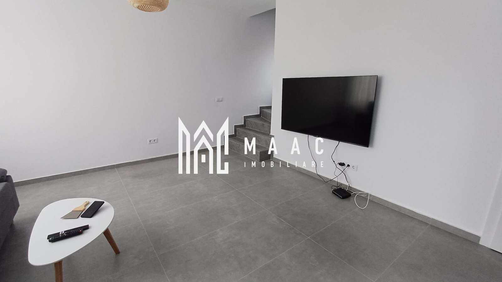 anBn-3985 Casă | 119 MPU | 5 camere | 2 băi | Curte | Cristian