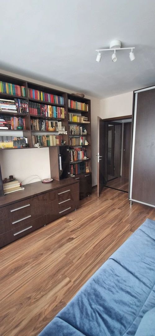 Apartament 2 camere 65 mp etaj 1 balcon Hipodrom 3 Ostirii