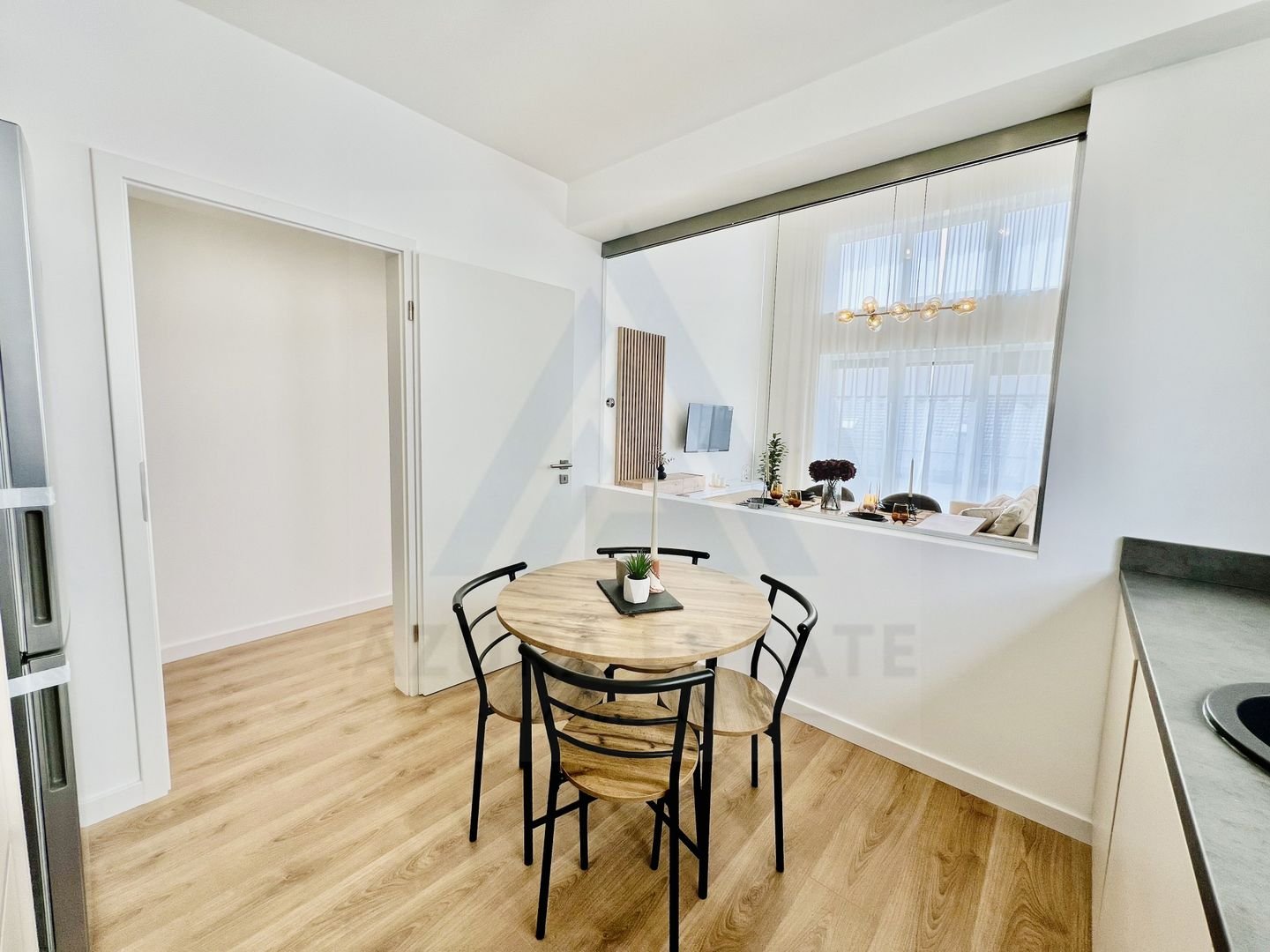 anBn-4077 Penthouse ultramodern utilat 5 camere 2 bai si 139 mp utili in DaVinci