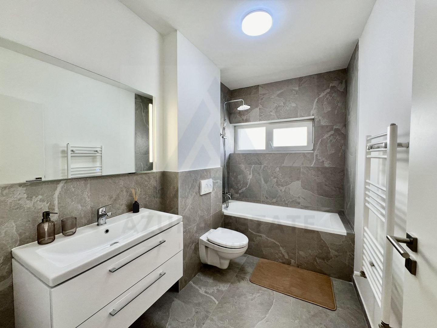 anBn-4079 Penthouse ultramodern utilat 5 camere 2 bai si 139 mp utili in DaVinci