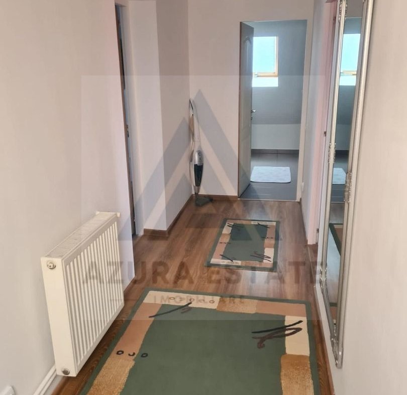 Case moderne x 2 cu 315 mp utili impreuna si teren 500 mp in Terezian