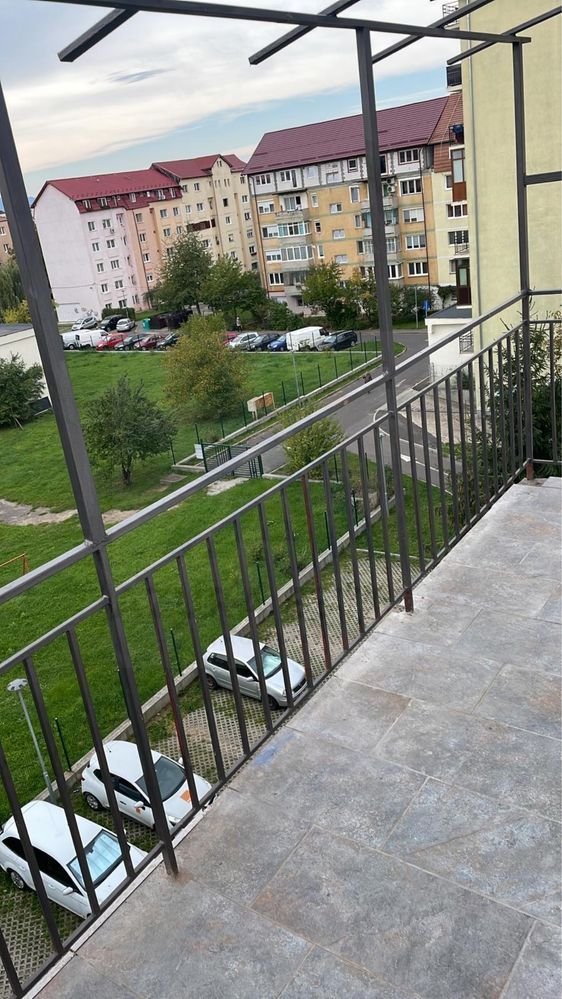 Apartament 2 camere 40 mp  balcon zona Mihai Viteazul
