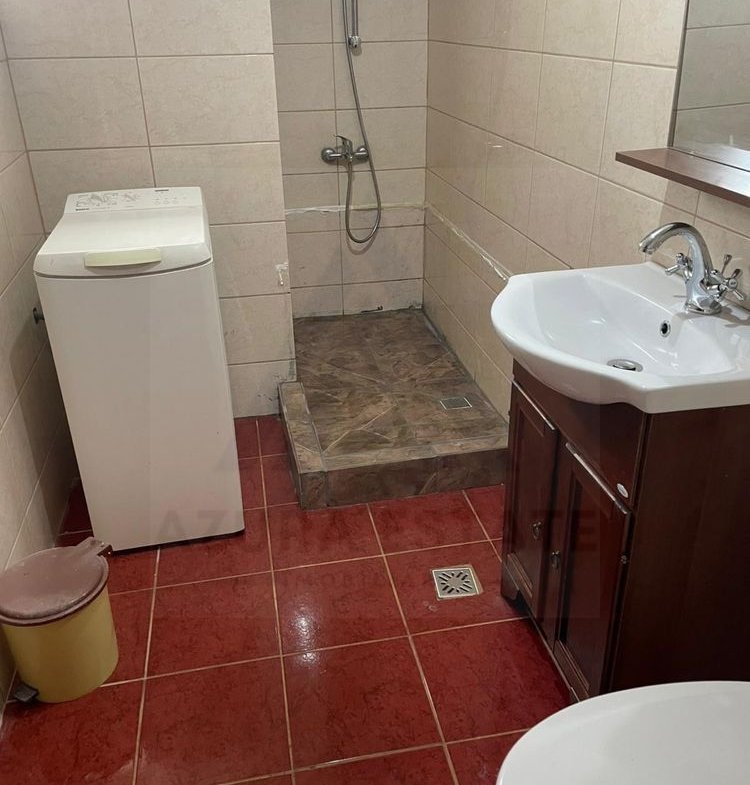 Apartament 2 camere 40 mp  balcon zona Mihai Viteazul