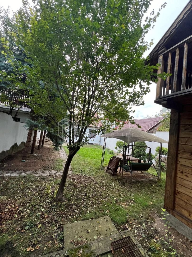 Casă  în Zonă Ultracentrală – Proximitate Papiu și Cetatea Medievală