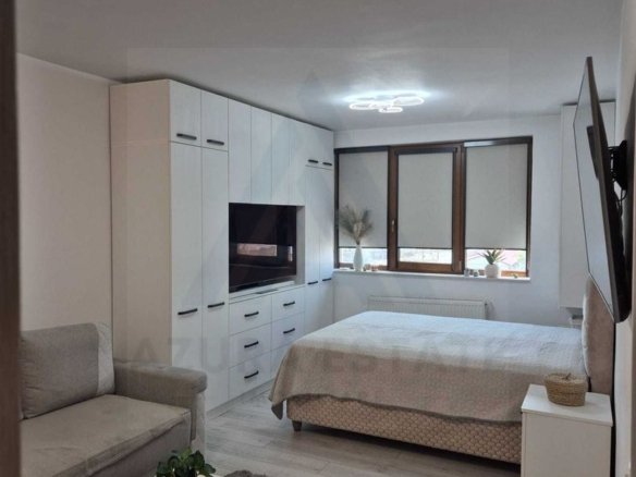 Studio modern 40 mp utili cu bucatarie inchisa etaj 3 in Turnisor