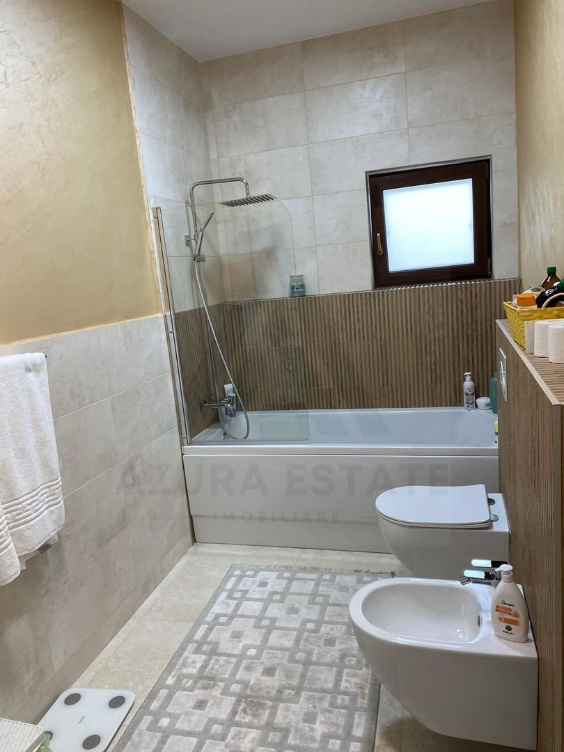 Casa ultrafinisata 199 mp utili garaj si teren 410 mp in Cisnadioara