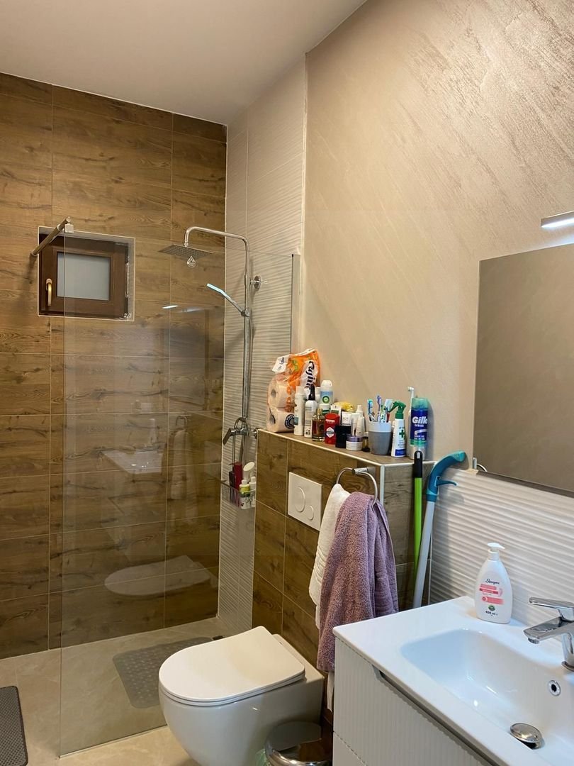 Casa ultrafinisata 199 mp utili garaj si teren 410 mp in Cisnadioara