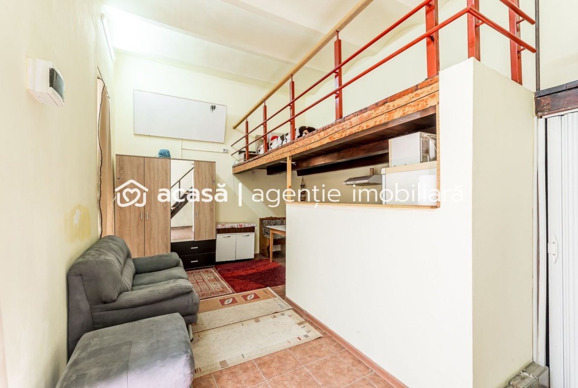 Spațiu birouri central cu 2 intrări pe Str. Unirii 1 Arad.
