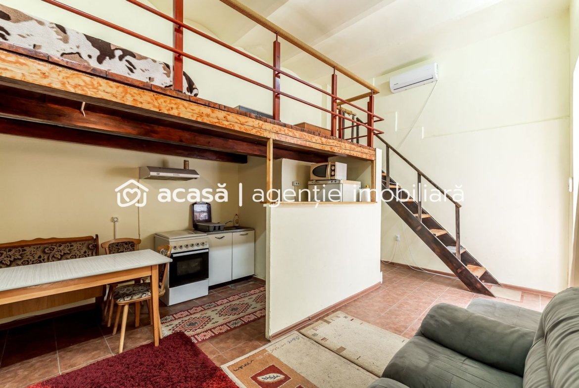 Spațiu birouri central cu 2 intrări pe Str. Unirii 1 Arad.