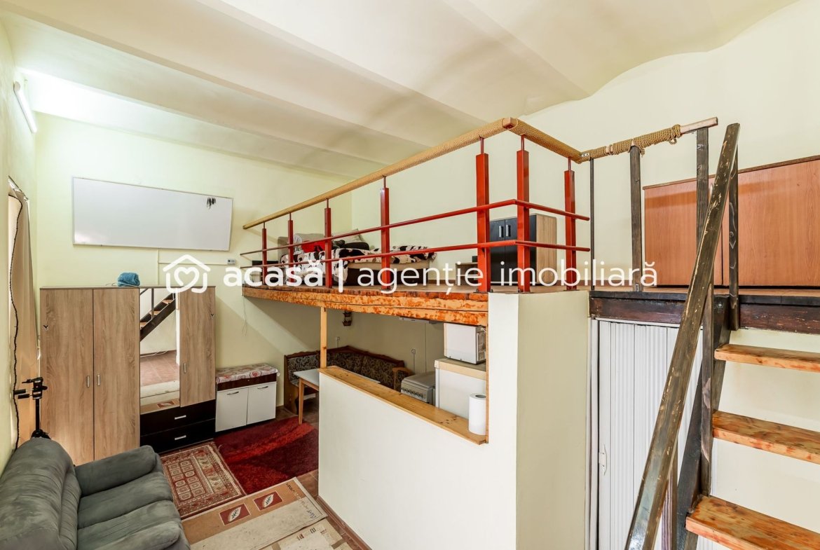 Spațiu birouri central cu 2 intrări pe Str. Unirii 1 Arad.