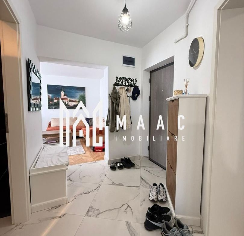 Apartament 3 camere | Etaj 1 | 2 bai | Balcon | C. Dumbravii