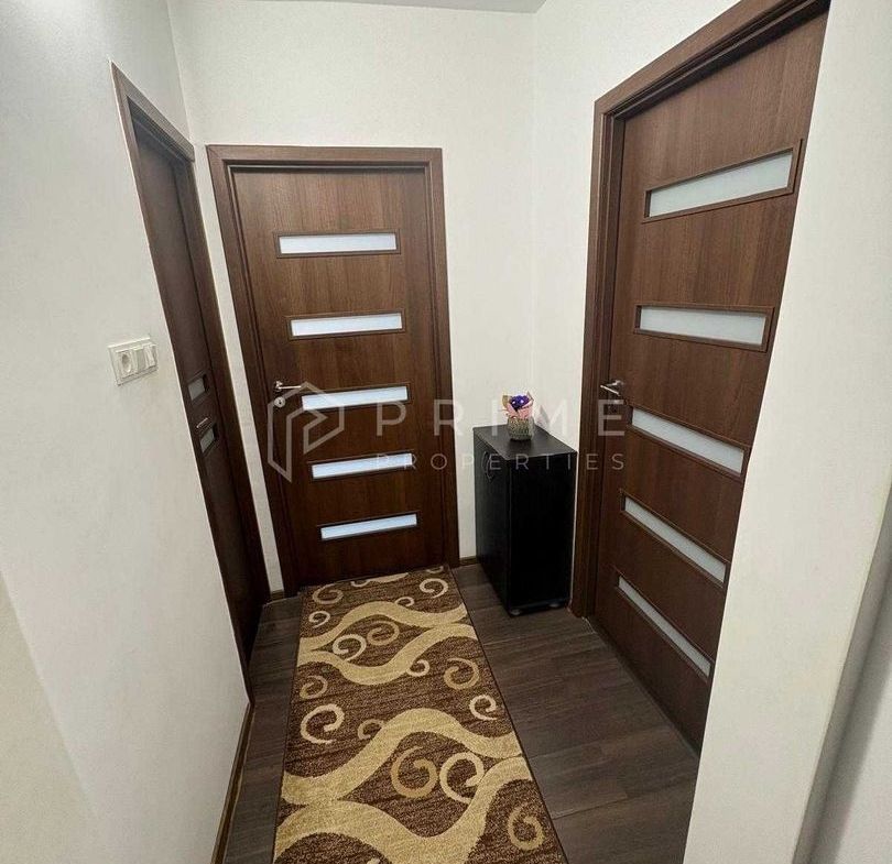 Apartament cu 3 camere, decomandat – Zona Fortuna