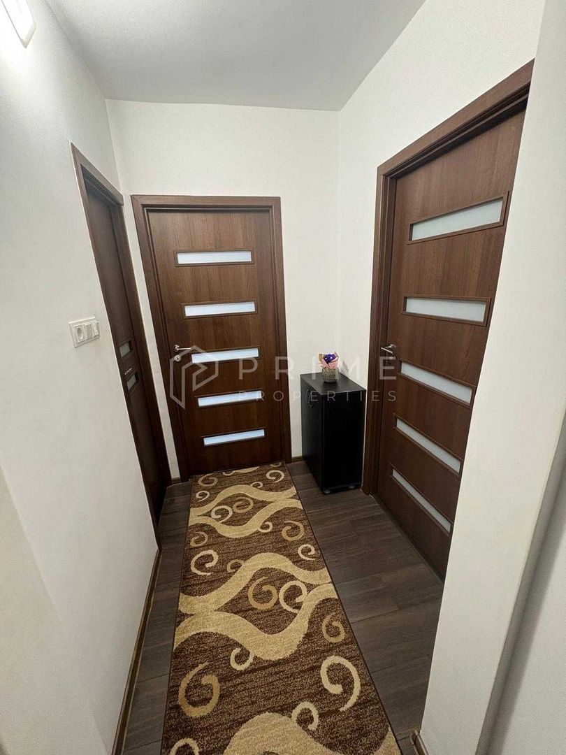 Apartament cu 3 camere, decomandat – Zona Fortuna
