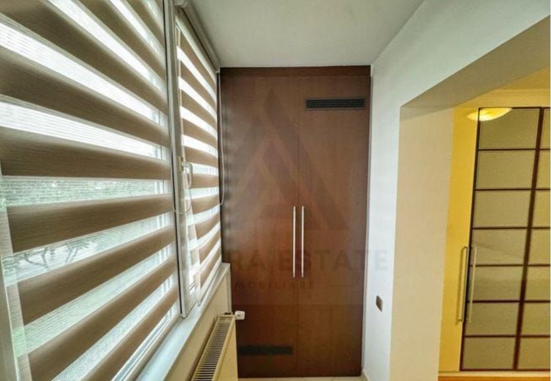 Apartament  2 camere 2 balcoane amenajate si pivnita etaj 1 Strand