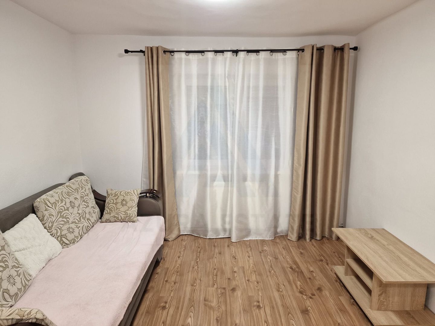 Apartament 3 camere 2 bai 66mp + pivnita Terezian