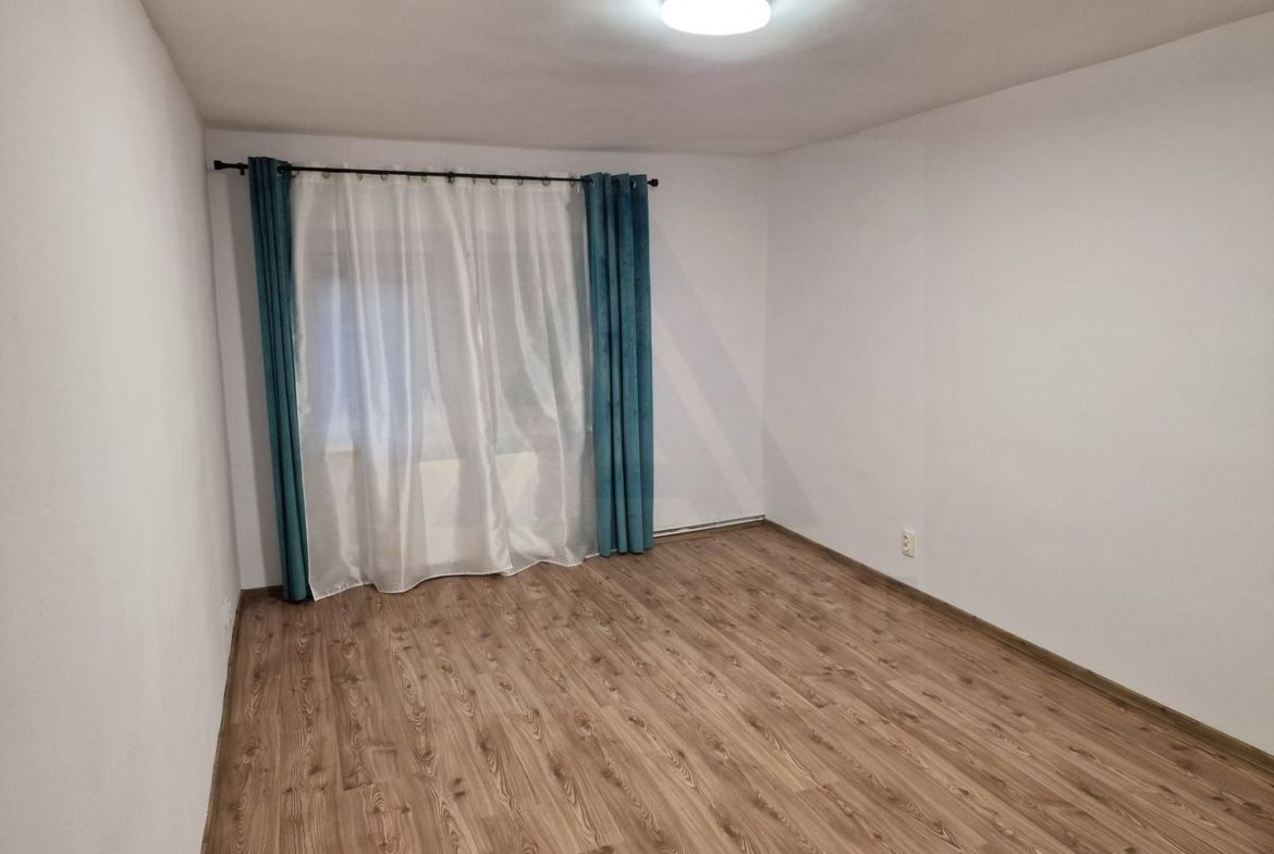 Apartament 3 camere 2 bai 66mp + pivnita Terezian