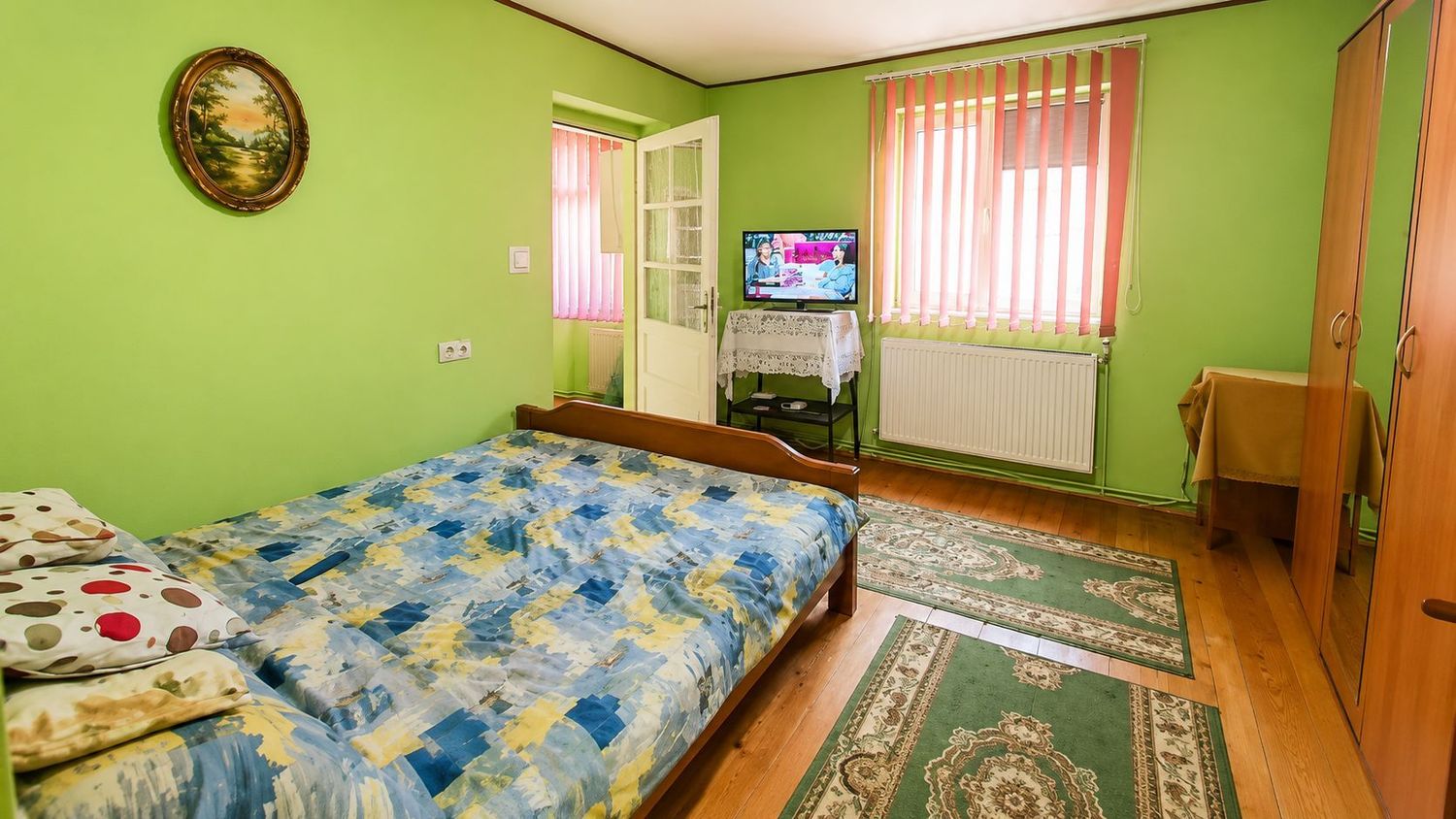 Casă individuală, teren generos de 1.348mp, poziție centrală, Giarmata