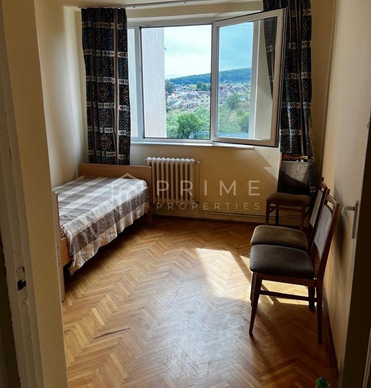 Apartament 3 camere luminos | Dâmbu Pietros,