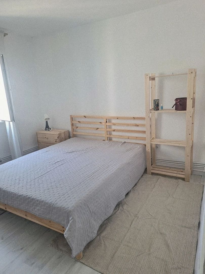 De inchiriat apartament 2 camere, Piața Centrală, et. 4, renovat, 450 eur