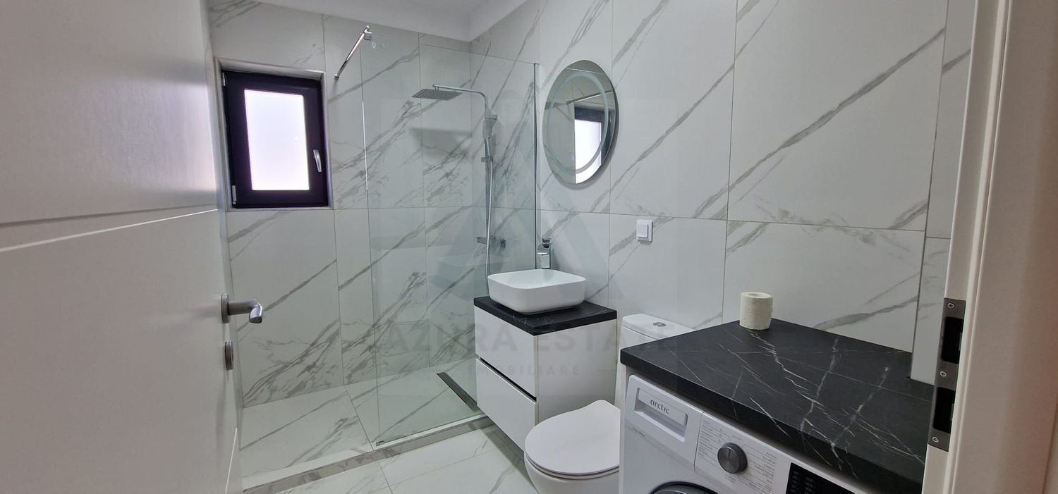Apartament premium 2 camere balcon generos si parcare pe Dna Stanca