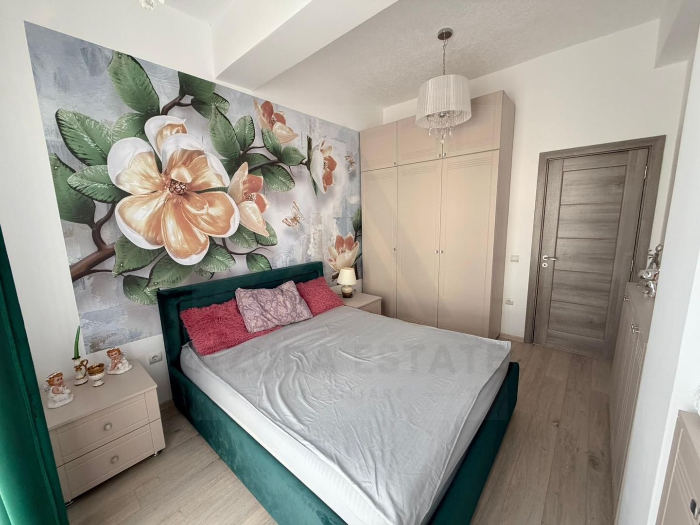 Apartament premium etaj 1 parcare subterana 70 mp utili Doamna Stanca