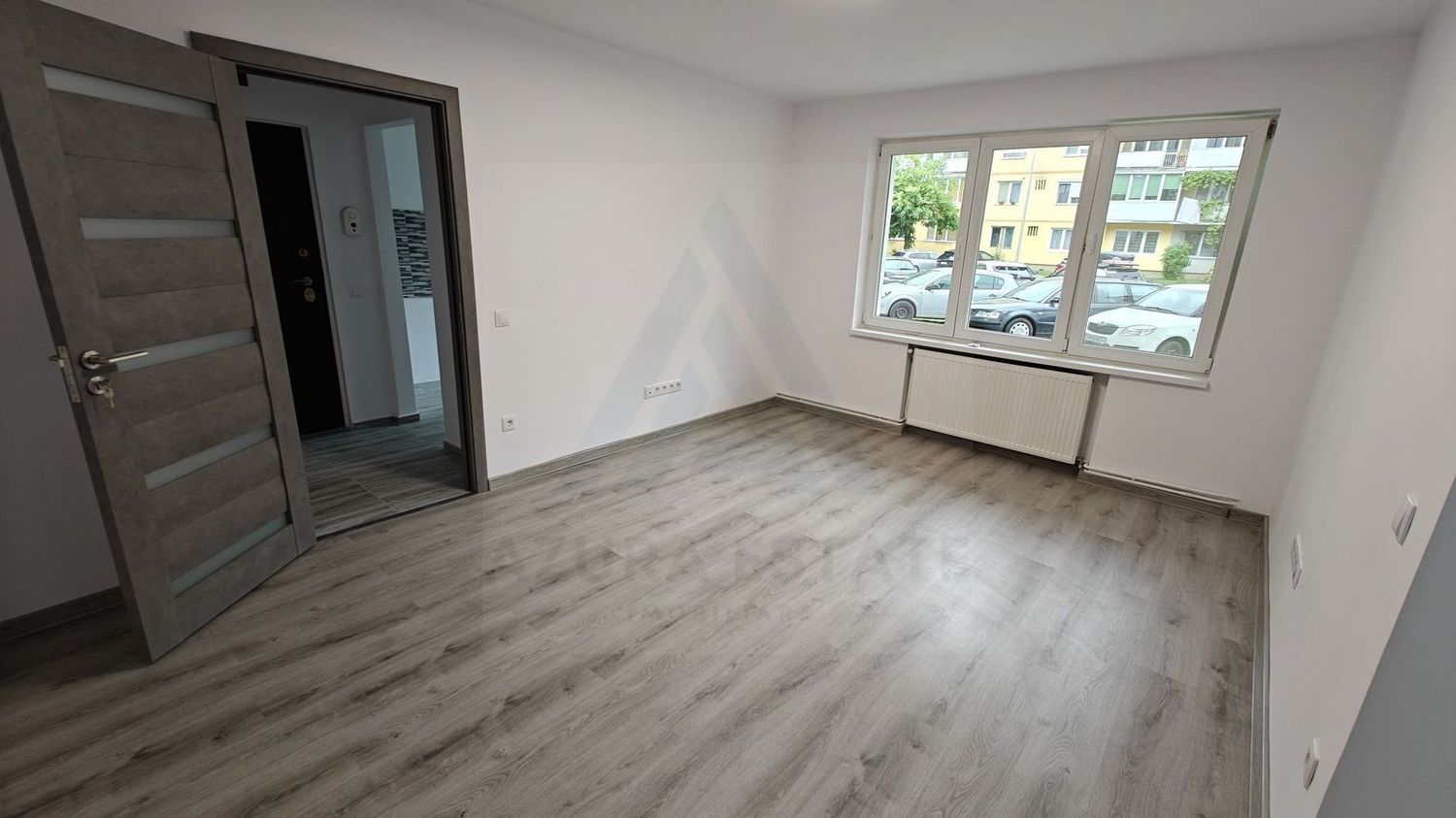 Apartament modern 2 camere parter 46 mp utili zona Terezian