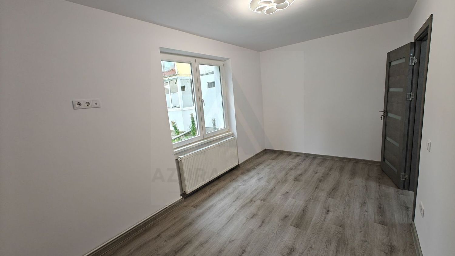 Apartament modern 2 camere parter 46 mp utili zona Terezian